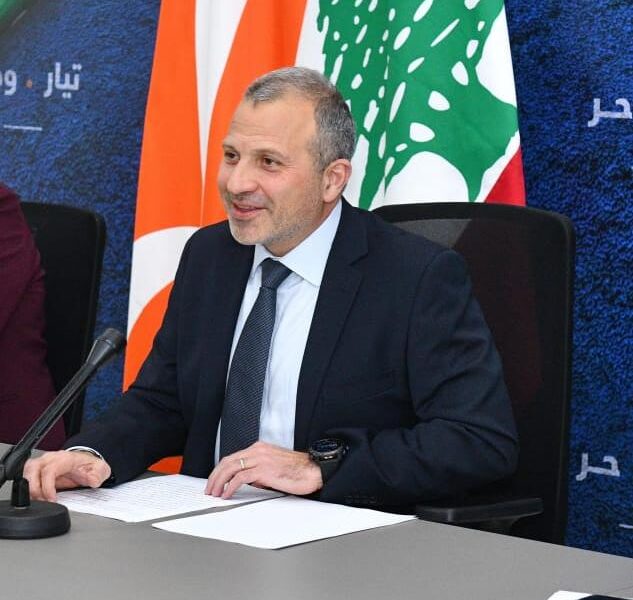 جبران باسيل يعلن انتقال التيار الوطني الحر إلى المعارضة الإيجابية ويحدد أولوياته السياسية
