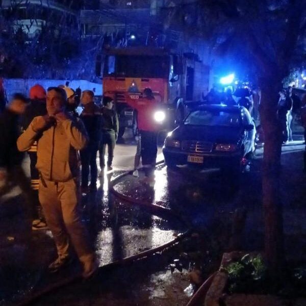 حريق المبنى في طرابلس تحت السيطرة ولا أضرار بشرية.