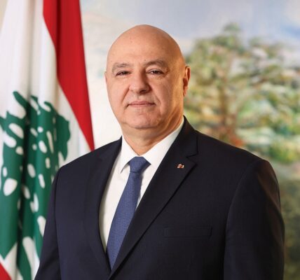 الرئيس عون تلقى اتصال تهنئة من رئيس وزراء كندا