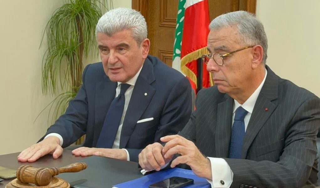 عيسى الخوري مكرّما في الرابطة المارونية: نعمل مع وزير الطاقة على إجراء يخفف فاتورة الكهرباء على الصناعيين والحكومة جادة في تنفيذ أولويات الناس