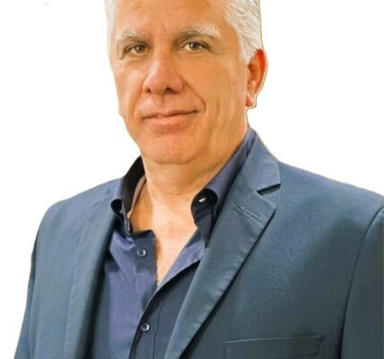 د. بول الحامض يدعو الشعب اللبناني للمشاركة الفاعلة في الانتخابات المقبلة وعدم السماح للأحزاب التقليدية بالحكم دون محاسبة