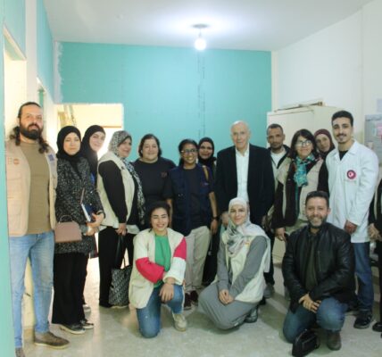زيارة لنائب المدير التنفيذي وممثلة صندوق الأمم المتحدة للسكان UNFPA لمركز “عامل” في صور ولقاء مع مهنا
