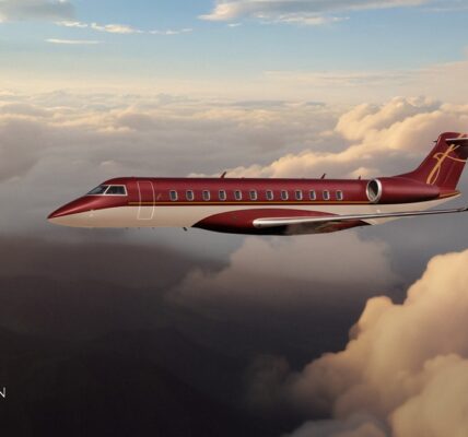 Falcon ترحب بانضمام طائرة Bombardier Global 7500 إلى أسطولها Falcon تضيف طائرات Bombardier Global 7500 الرائدة إلى أسطولها المتنامي من الطائرات الخاصة