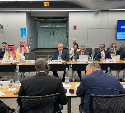 جابر يختتم زيارته الى واشنطن