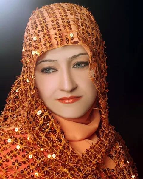 شيخ محمد مفيض الله يقدّم (أرض الحكايا) لسناء الشّعلان في ندوة هنديّة بحثيّة