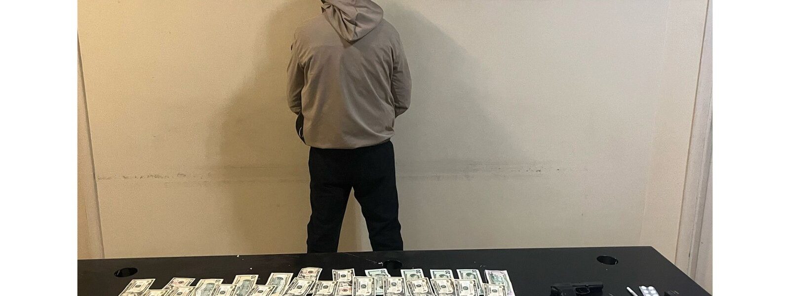 شعبة المعلومات توقِف منفّذ عمليات سطو على صيدليات واطلاق النار على صاحبة إحداها