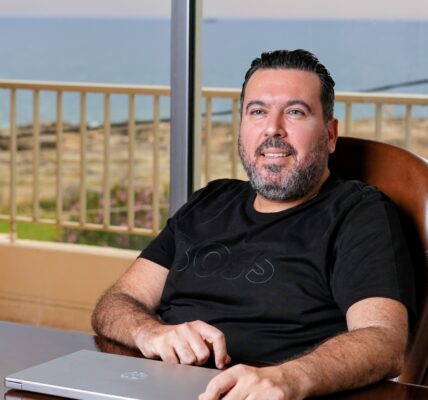 “كفوري يفجّر المفاجأة: يوم الاثنين ليس كما قبله… وشكا على موعد مع التغيير!”