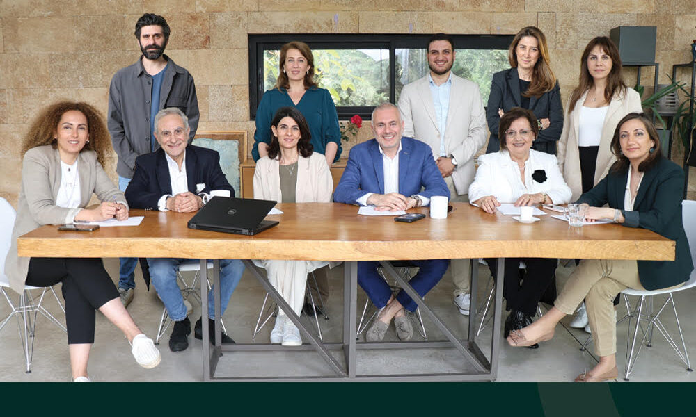 أطلقت حركة أُسُس طوعا، اليوم من مركزها في زغرتا، لوائح مؤلفة من ١١ مرشحًا