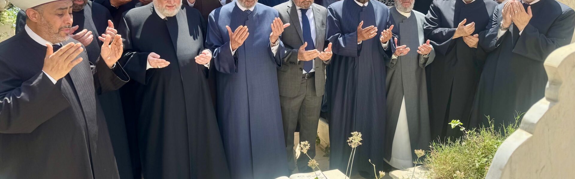 ذكرى لا تغيب: الشيخ حسن خالد ومسيرة الوطن