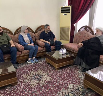 المفتي عسيران يستقبل المهندسة آية البلولي