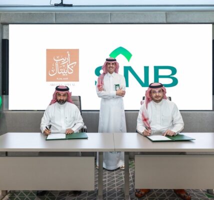 “أريب كابيتال” توقع اتفاقية تمويل بقيمة 5.8 مليار ريال مع “البنك الأهلي السعودي”