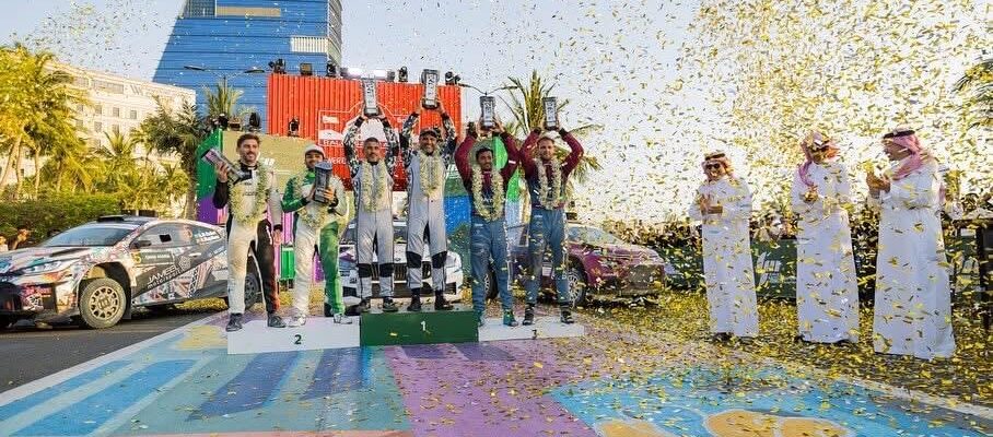 سيطرة العطية وكاريرا للفوز بـرالي السعودية  بدعم من جميل لرياضة المحركات في جدة