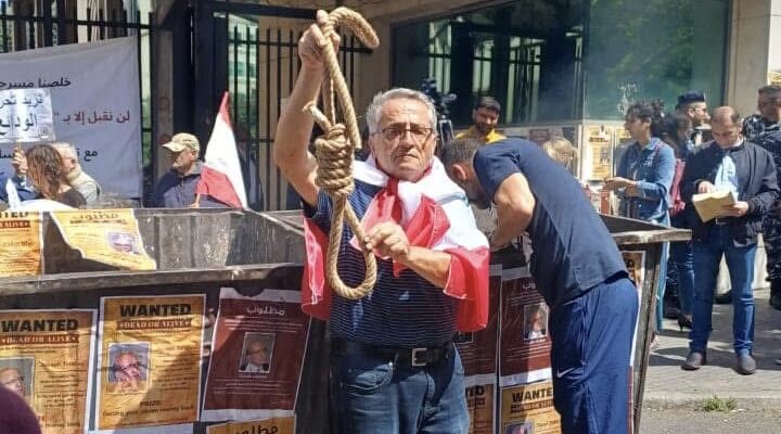 متحدون ضد الفساد: كيف يمكن إعادة قضية الودائع المصرفية إلى نصابها الصحيح بعد تضليل المودعين وملاحقة وطرد المدافعين عنهم؟
