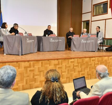 لبنان يحتفي بمئوية الموسيقى العربية: مؤتمر علمي في جامعة الروح القدس – الكسليك يضيء على الإرث الموسيقي العربي ودور لبنان الريادي